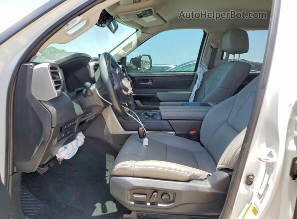 5TFJA5DBXRX162877 2024 TOYOTA TUNDRA White Front interior view