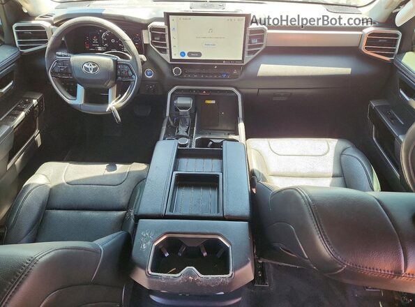 5TFJC5DB4PX015428 2023 TOYOTA TUNDRA Черный Вид панели приборов