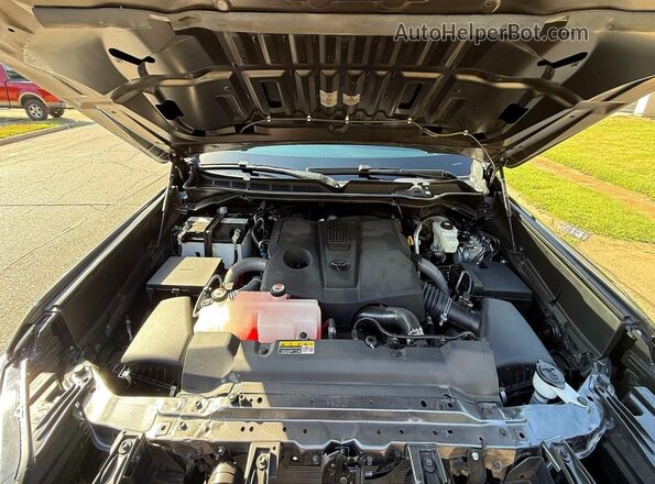 5TFKB5AB4TX052680 2026 TOYOTA TUNDRA Gray Front interior view