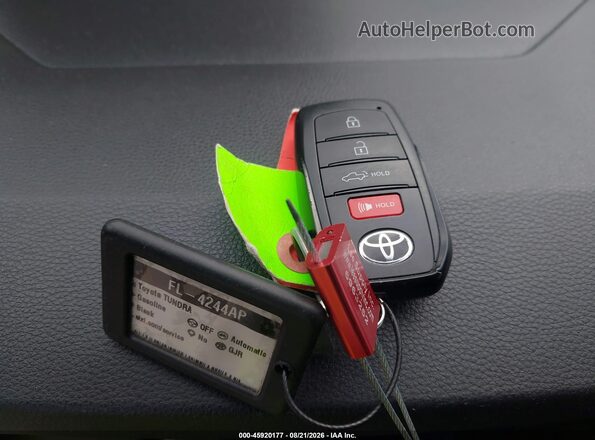 5TFKB5DB6TX360719 2026 TOYOTA TUNDRA Black Dashboard view