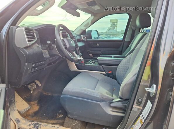 5TFLA5DB1PX090098 2023 TOYOTA TUNDRA Gray Front interior view