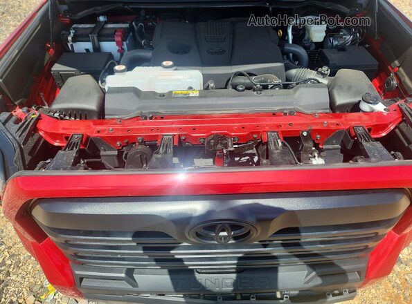 5TFLA5DB1TX392680 2026 TOYOTA TUNDRA Red Widok wnętrza z tyłu