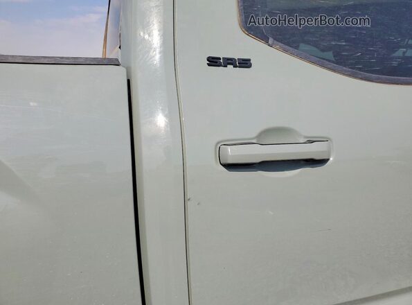 5TFLA5DB2NX045104 2022 TOYOTA TUNDRA Gray Widok tylnych siedzeń
