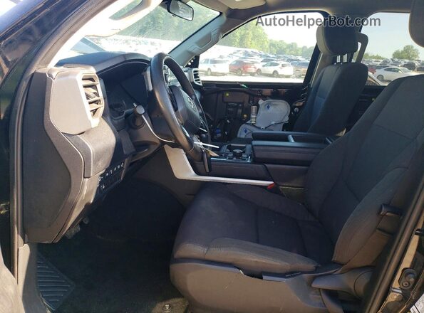 5TFLA5DB5RX198632 2024 TOYOTA TUNDRA Черный Вид салона спереди