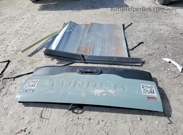 5TFLA5DBXRX208331 2024 TOYOTA TUNDRA Teal Widok komory silnika