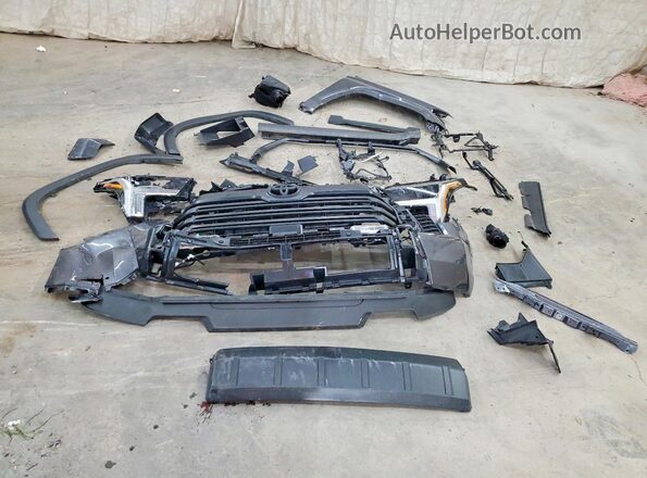 5TFLA5DBXTX373254 2026 TOYOTA TUNDRA Charcoal Շարժիչի բաժամունքի տեսք