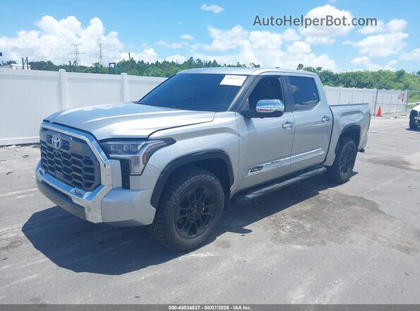 5TFMA5DB3SX270566 2025 TOYOTA TUNDRA Silver Передня ліва чверть