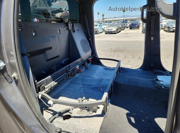 5TFMA5DB6SX264289 2025 TOYOTA TUNDRA Gray Rear seats view