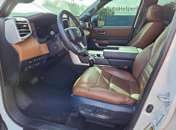 5TFMC5DB3SX093074 2025 TOYOTA TUNDRA White Սալոնի դիմացի տեսք