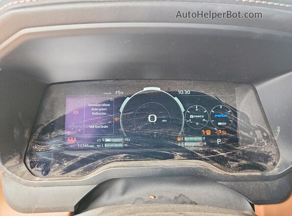 5TFMC5DB8SX100634 2025 TOYOTA TUNDRA White Սարքավորումների վահանակի տեսք