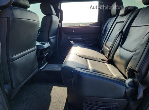 5TFNC5DB3RX047131 2024 TOYOTA TUNDRA Gray Vista de los asientos traseros
