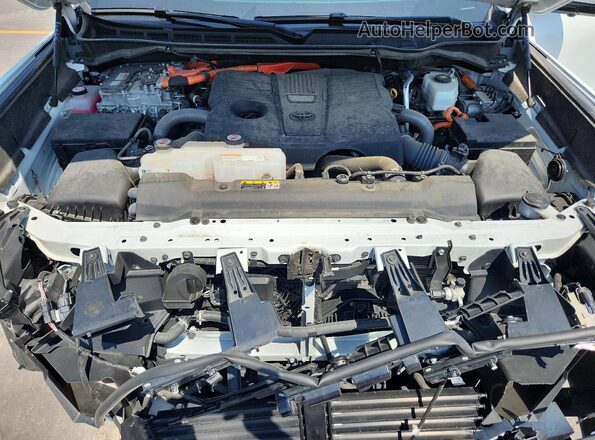 5TFNC5DB4SX092794 2025 TOYOTA TUNDRA White უკანა სალონის ხედი