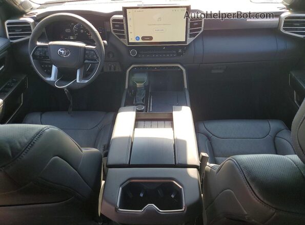 5TFNC5DB4TX132891 2026 TOYOTA TUNDRA Silver Vista del salpicadero