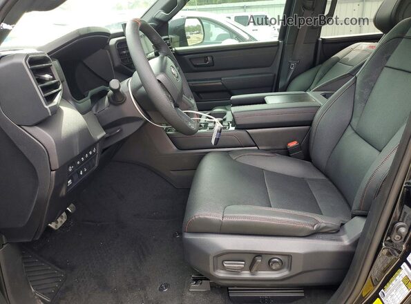 5TFPC5DB7TX125264 2026 TOYOTA TUNDRA Black Front interior view