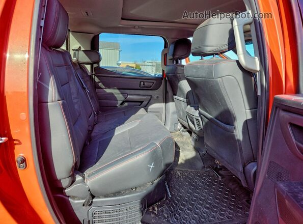 5TFPC5DB9PX027259 2023 TOYOTA TUNDRA Оранжевый Вид задних сидений