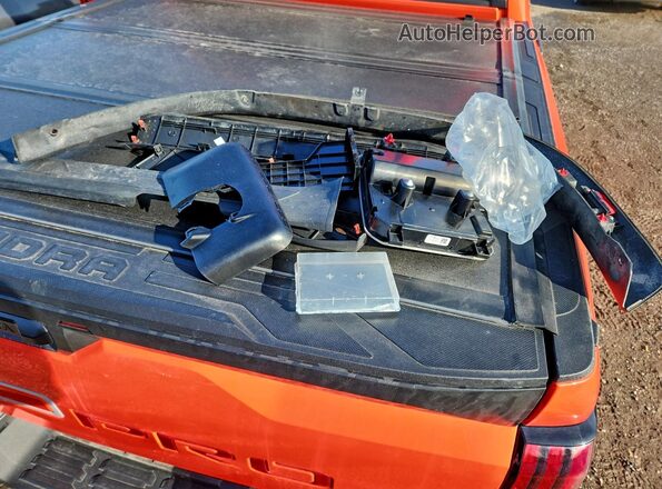 5TFPC5DB9PX027259 2023 TOYOTA TUNDRA Оранжевый Вид подкапотного пространства