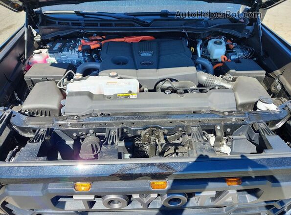 5TFPC5DBXTX127722 2026 TOYOTA TUNDRA Черный Вид задней части салона