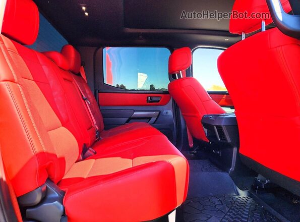 5TFPC5DBXTX127722 2026 TOYOTA TUNDRA Черный Вид задних сидений