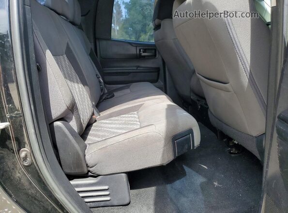 5TFRM5F12JX128015 2018 TOYOTA TUNDRA Black Widok tylnych siedzeń