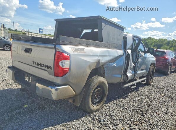 5TFRM5F15HX122025 2017 TOYOTA TUNDRA Серебряный Задняя правая четверть