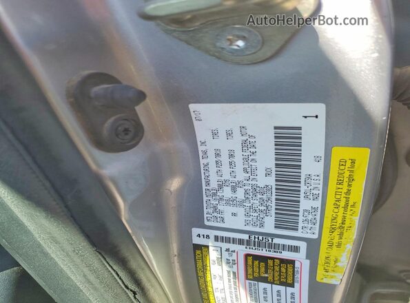 5TFRM5F15HX122025 2017 TOYOTA TUNDRA Серебряный Вид подкапотного пространства