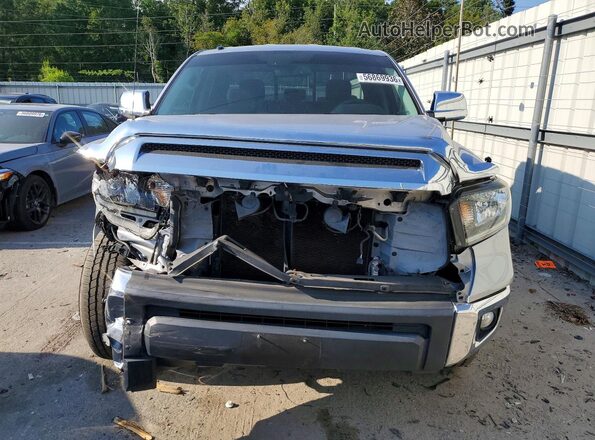 5TFRM5F15JX129773 2018 TOYOTA TUNDRA Silver Դիմացի տեսք