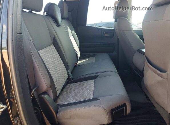 5TFRM5F16GX106575 2016 TOYOTA TUNDRA Black Вид задніх сидінь
