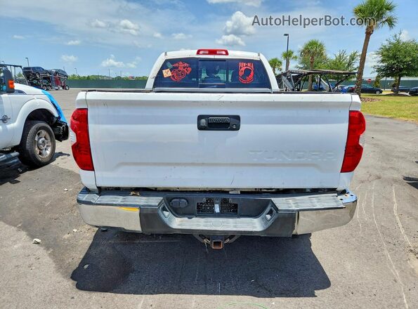 5TFRM5F17JX127961 2018 TOYOTA TUNDRA White უკანა ხედი
