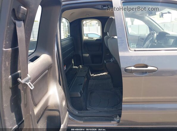 5TFRX5GN2HX097433 2017 TOYOTA TACOMA Silver VIN կոդի պիտակի տեսք