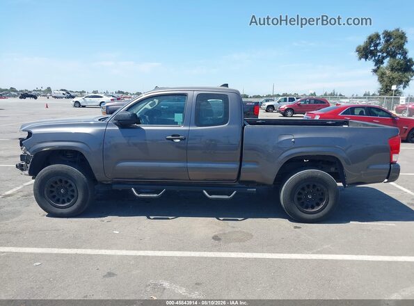 5TFRX5GN2HX097433 2017 TOYOTA TACOMA Silver 