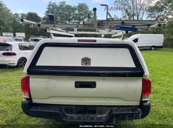 5TFRX5GN3HX087901 2017 TOYOTA TACOMA White წინა პანელის ხედი