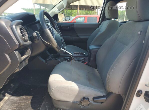 5TFRX5GN4HX084232 2017 TOYOTA TACOMA White წინა სალონის ხედი