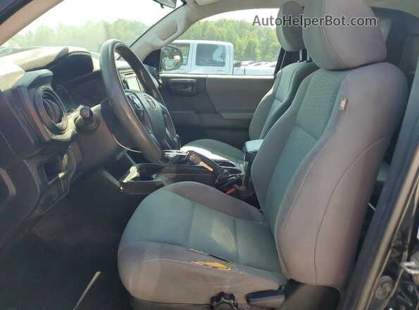 5TFRX5GN4HX094985 2017 TOYOTA TACOMA Черный Вид салона спереди