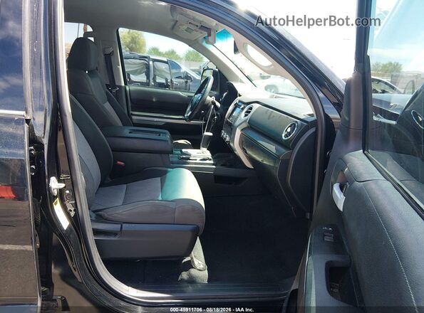 5TFRY5F14HX225246 2017 TOYOTA TUNDRA Black Front interior view