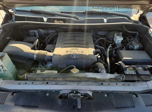 5TFRY5F15HX216054 2017 TOYOTA TUNDRA Gray Вид задньої частини салону