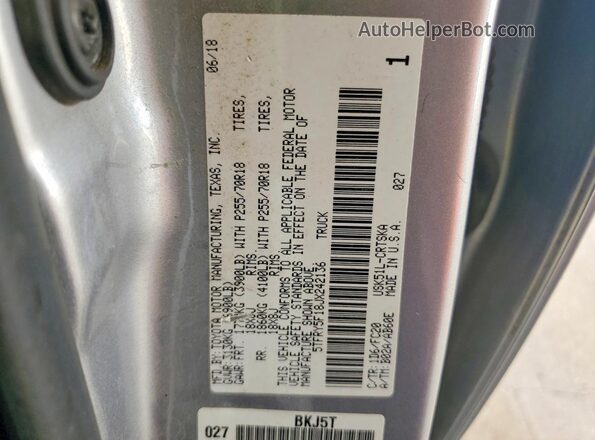 5TFRY5F18JX242136 2018 TOYOTA TUNDRA Серебряный Вид подкапотного пространства