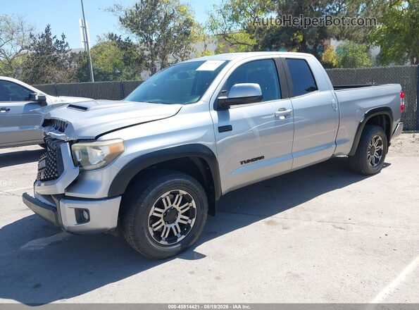 5TFRY5F18KX248438 2019 TOYOTA TUNDRA Серебряный Передняя левая четверть