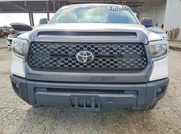 5TFRY5F19JX236197 2018 TOYOTA TUNDRA White Widok z przodu