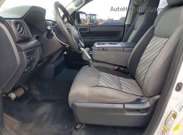 5TFRY5F19JX236197 2018 TOYOTA TUNDRA White Widok wnętrza z przodu