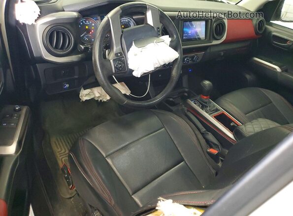 5TFSX5EN0GX040621 2016 TOYOTA TACOMA Белый Вид панели приборов