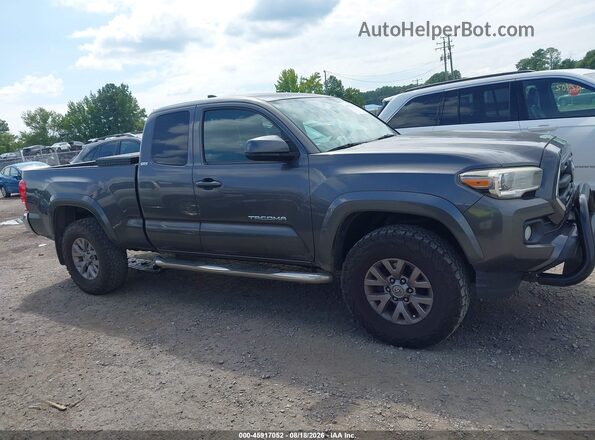 5TFSX5EN4GX044560 2016 TOYOTA TACOMA Gray Rear interior view