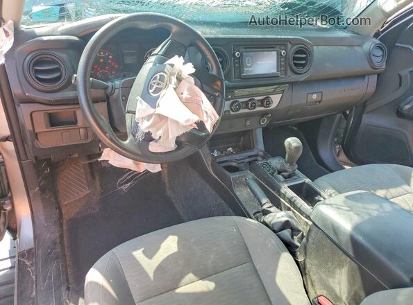 5TFSX5ENXGX042005 2016 TOYOTA TACOMA Серый Вид панели приборов