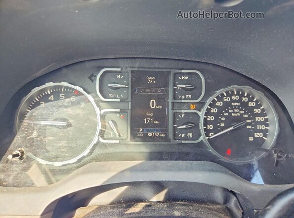5TFUM5F11JX079352 2018 TOYOTA TUNDRA Белый Вид щитка приборов
