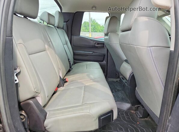 5TFUM5F1XHX073429 2017 TOYOTA TUNDRA Black Rear seats view