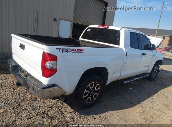5TFUW5F18HX586382 2017 TOYOTA TUNDRA Белый Задняя правая четверть