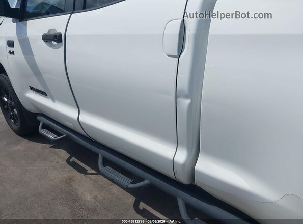 5TFUW5F19GX517585 2016 TOYOTA TUNDRA White 