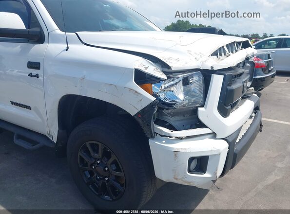 5TFUW5F19GX517585 2016 TOYOTA TUNDRA White 