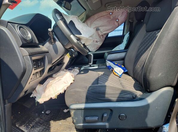 5TFUY5F14JX710583 2018 TOYOTA TUNDRA Silver Սալոնի դիմացի տեսք