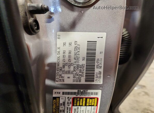 5TFUY5F14JX760352 2018 TOYOTA TUNDRA Silver ძრავის განყოფილების ხედი