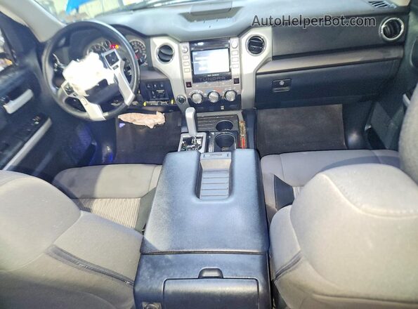 5TFUY5F19HX587485 2017 TOYOTA TUNDRA Blue წინა პანელის ხედი